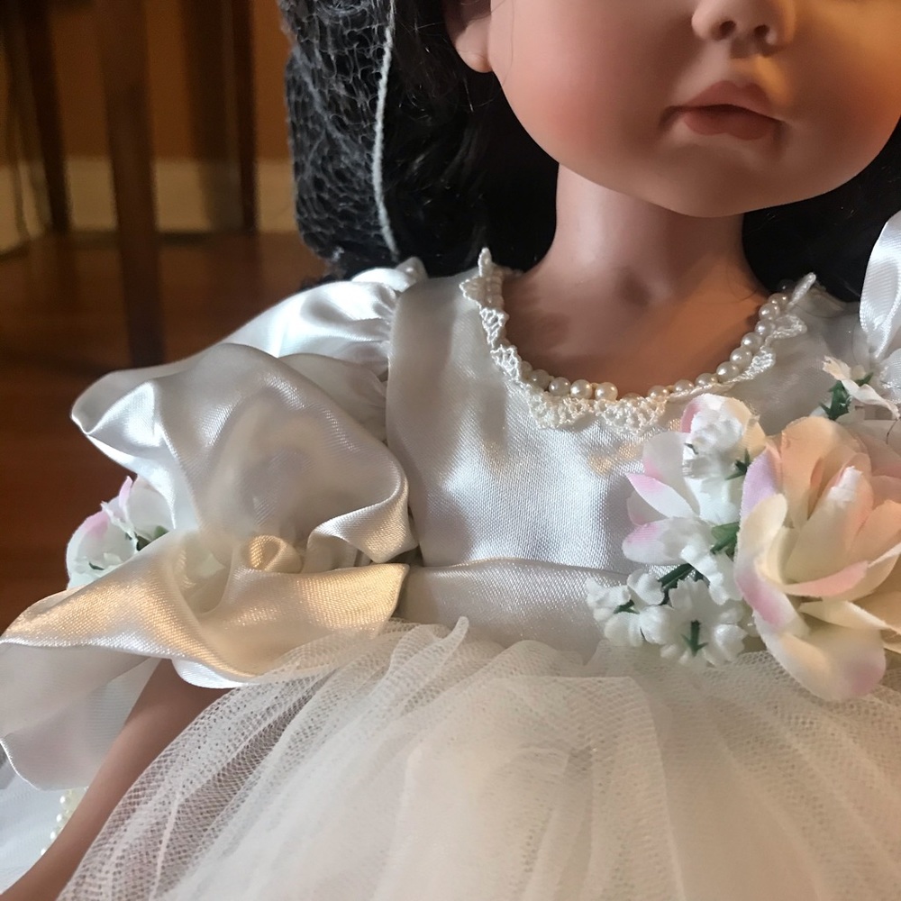 Doll - Picture 6 of 16